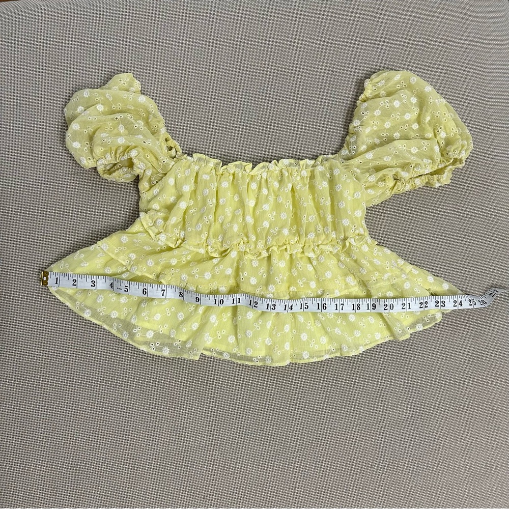 VICI Collection - Olia baby yellow puff sleeve off the shoulder top Size SM Wom - Picture 5 of 9